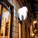 Tooth Shaped Illuminated Projecting Sign